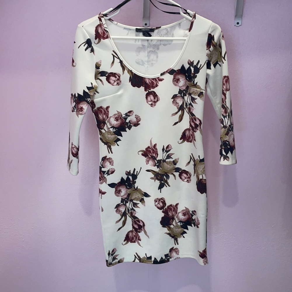 Small  tight white dress medium but fits like small!